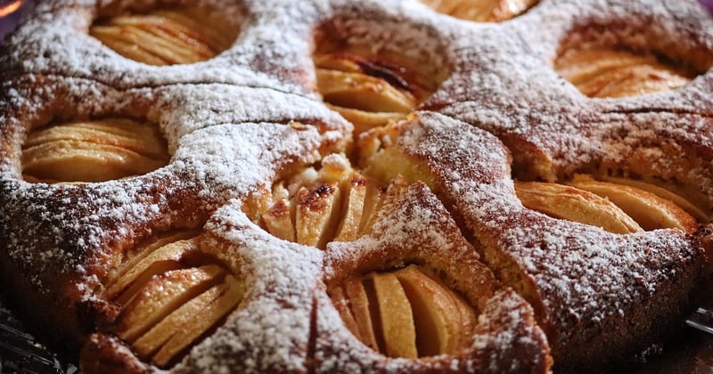 Versunkener Apfelkuchen: Saftig, einfach und unwiderstehlich gut