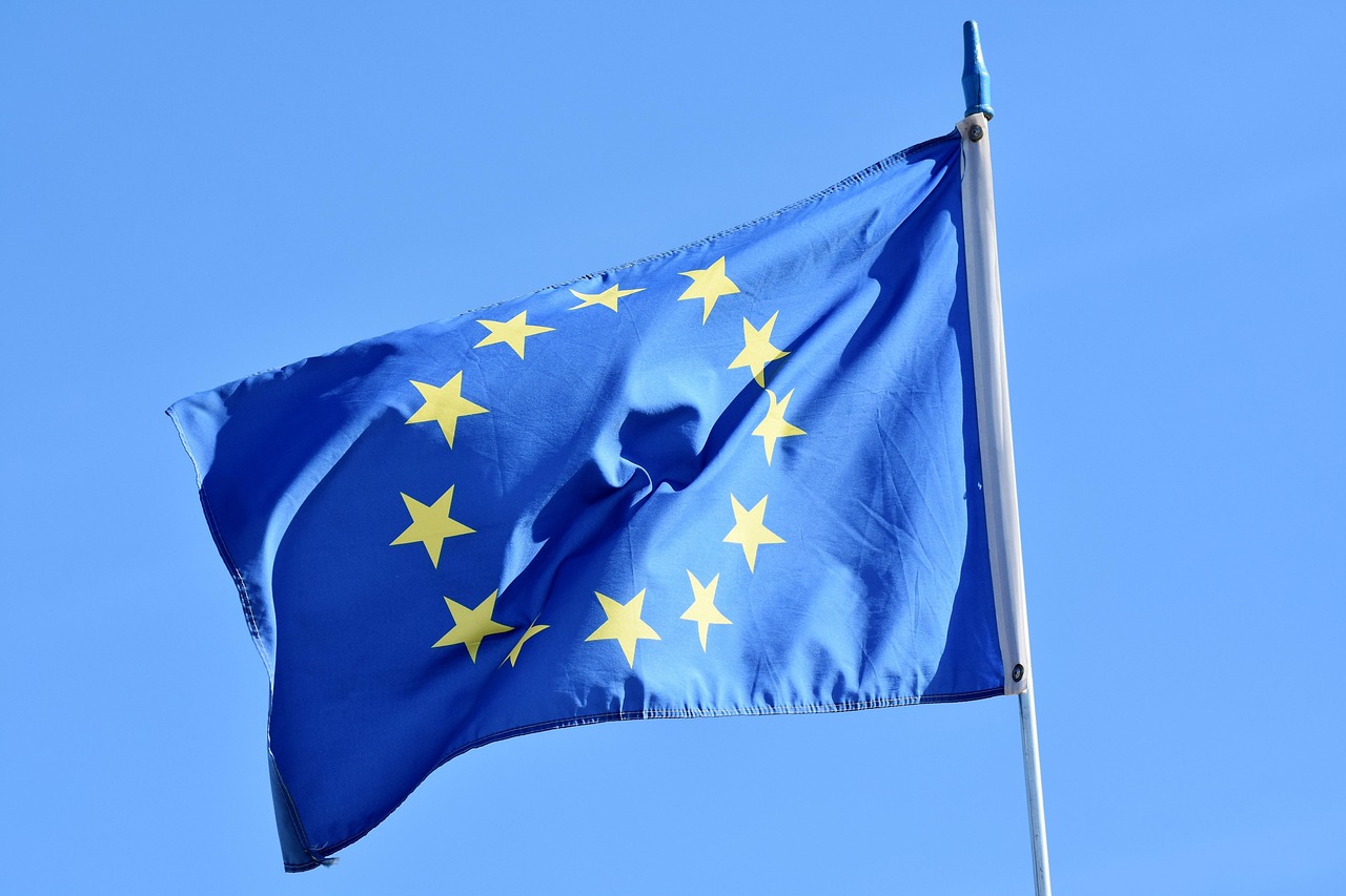 was ist der digitale euro? vorteile, sicherheit und einsatz im alltag. erfahren sie, wie die ezb digitale zahlungen in europa modern und sicher macht.